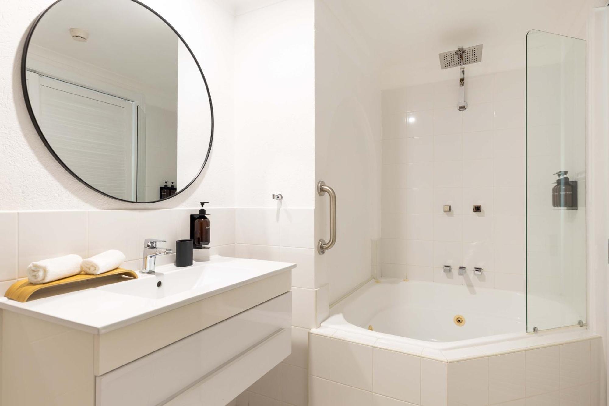 Casa Papaya Adults Only Apartment 道格拉斯港 外观 照片