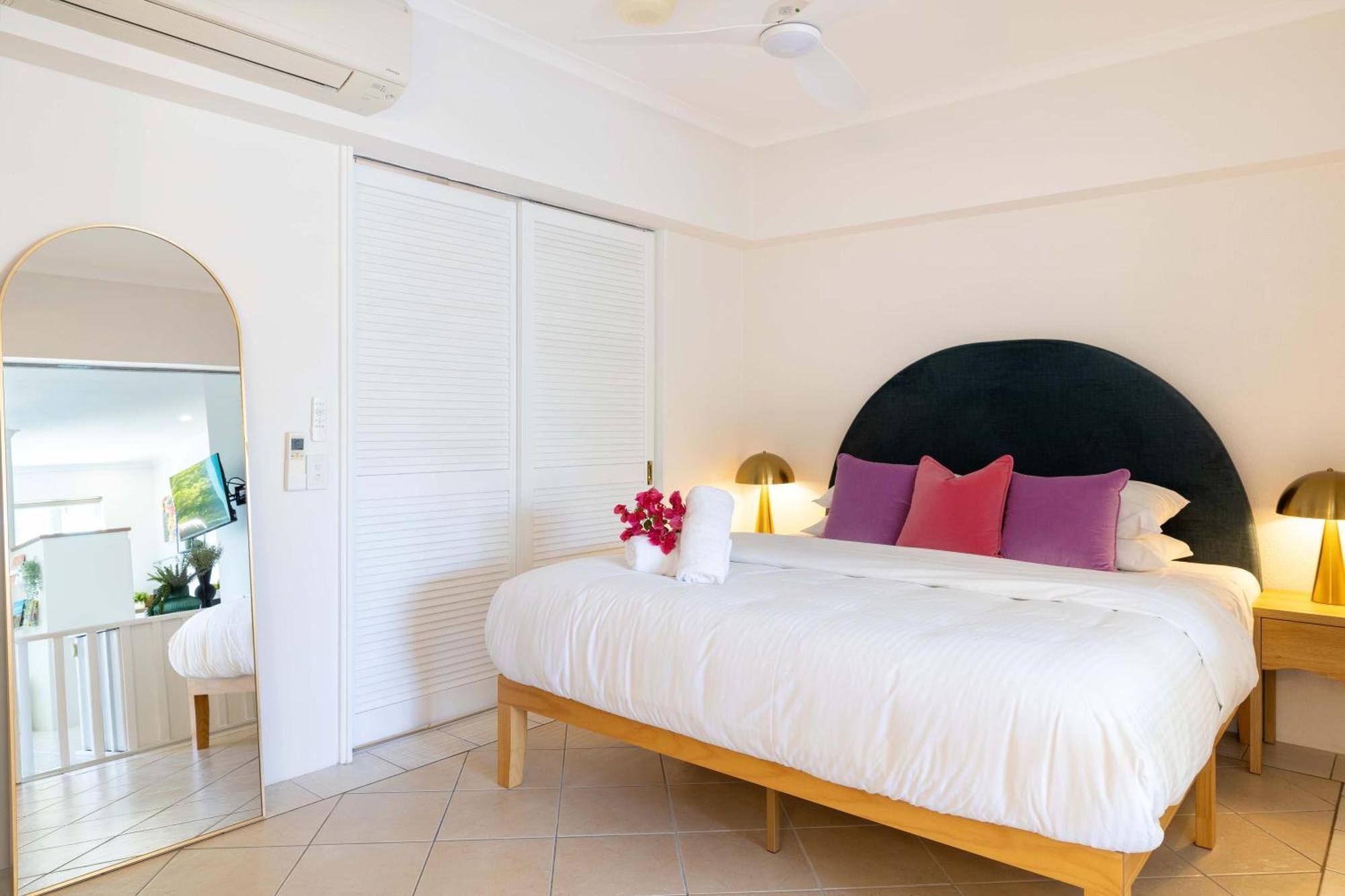 Casa Papaya Adults Only Apartment 道格拉斯港 外观 照片